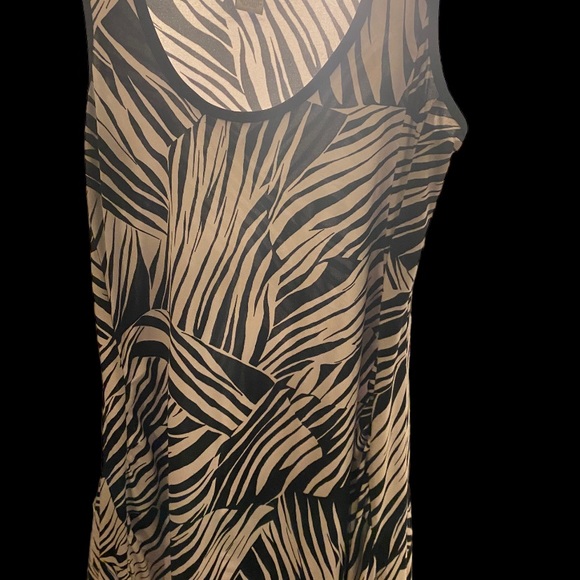 Long soft black and white dress - Picture 5 of 5